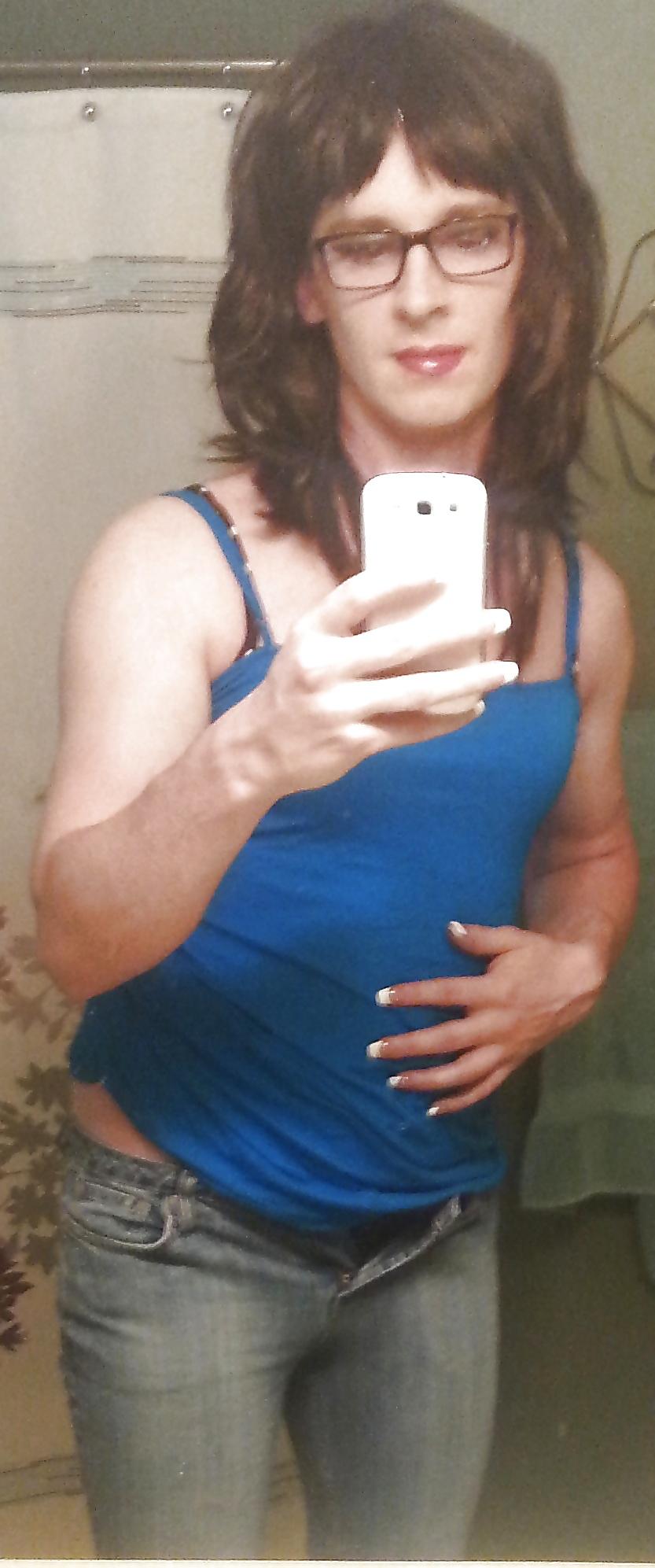 25P Love crossdressers wearing glasses they get me horny