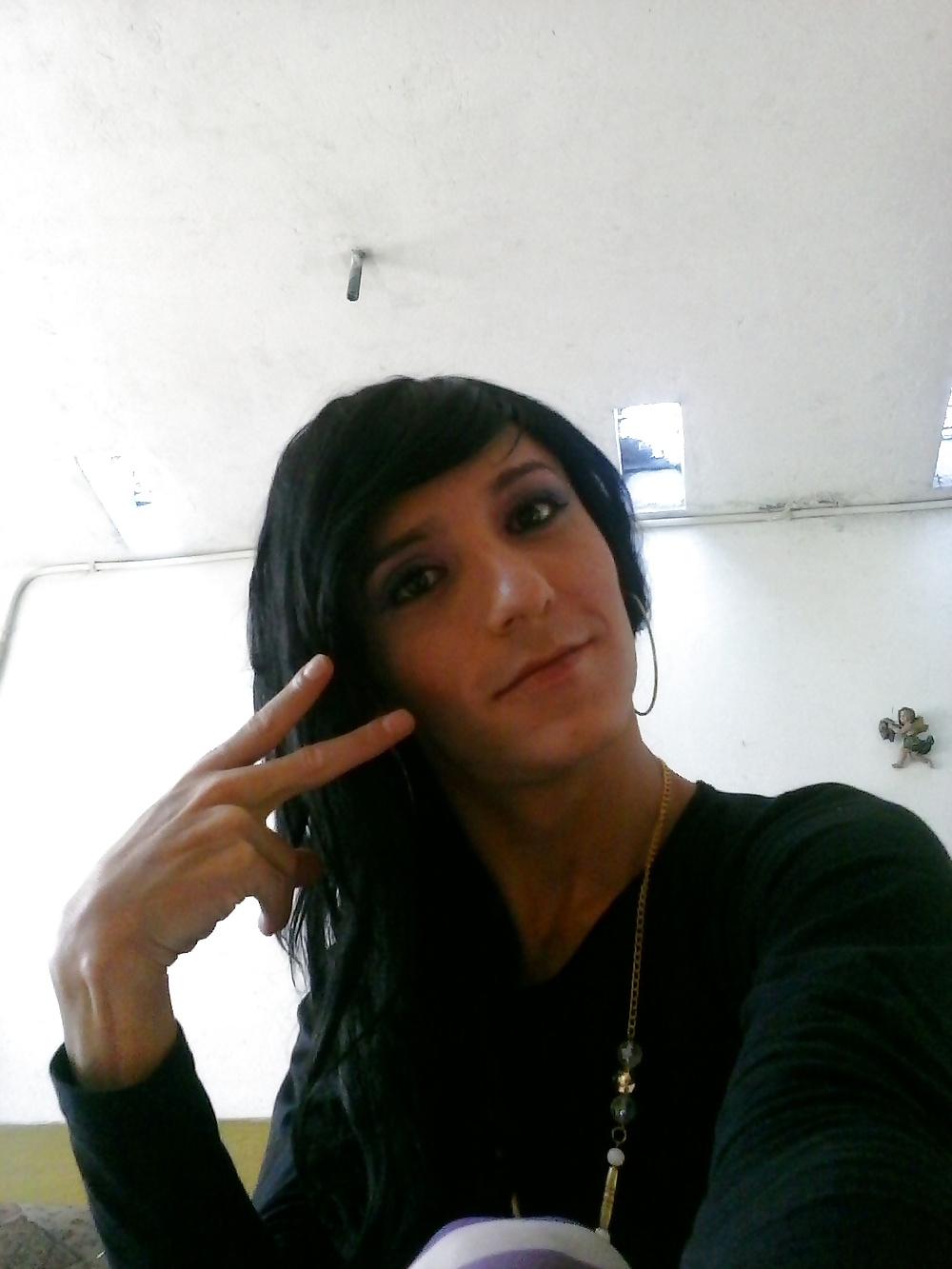 22P Crossdressing again Vestida de nena otra vez