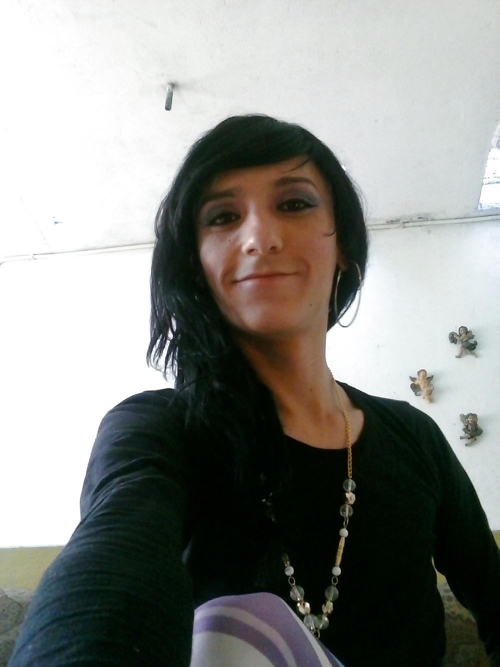 22P Crossdressing again Vestida de nena otra vez