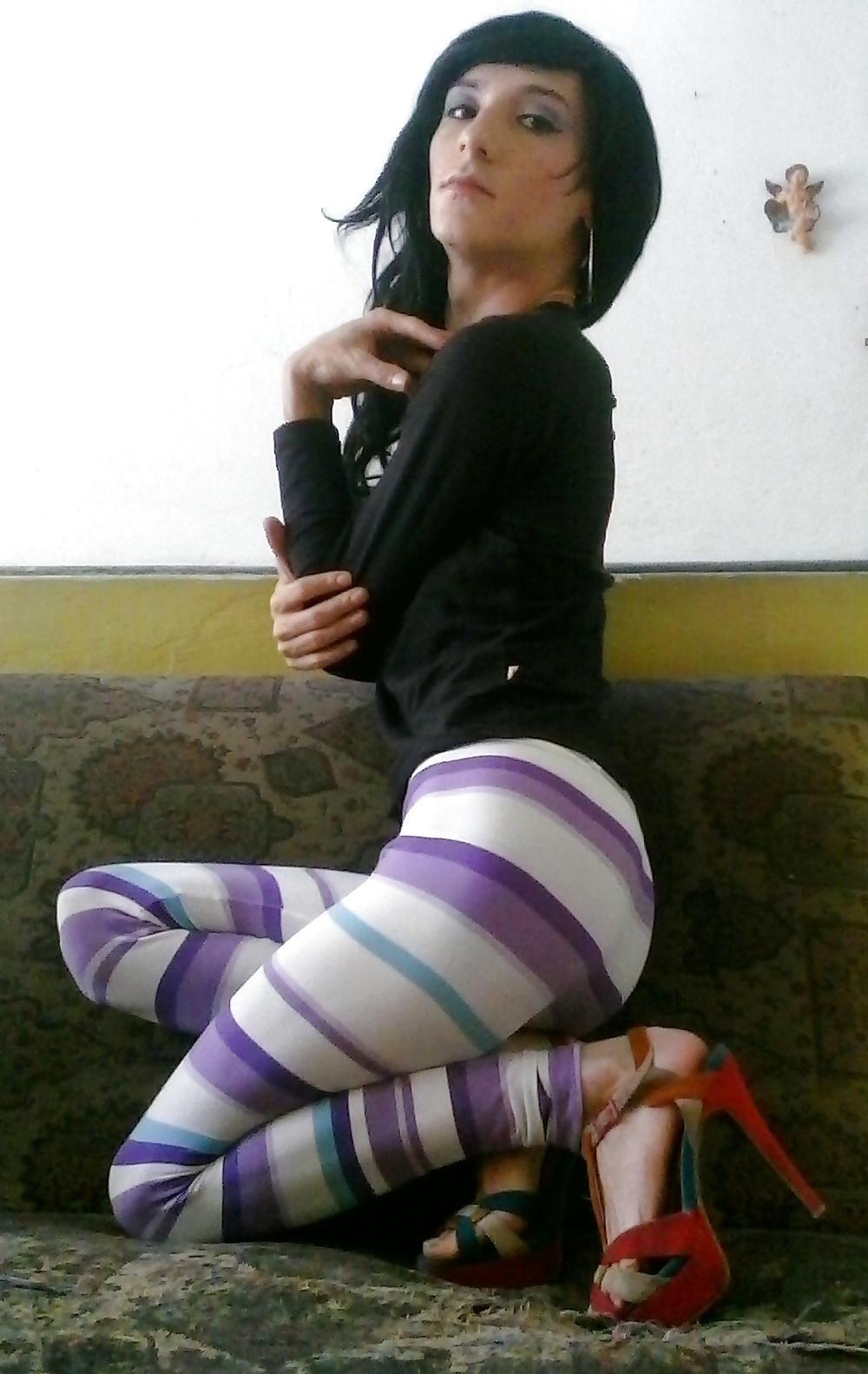 22P Crossdressing again Vestida de nena otra vez