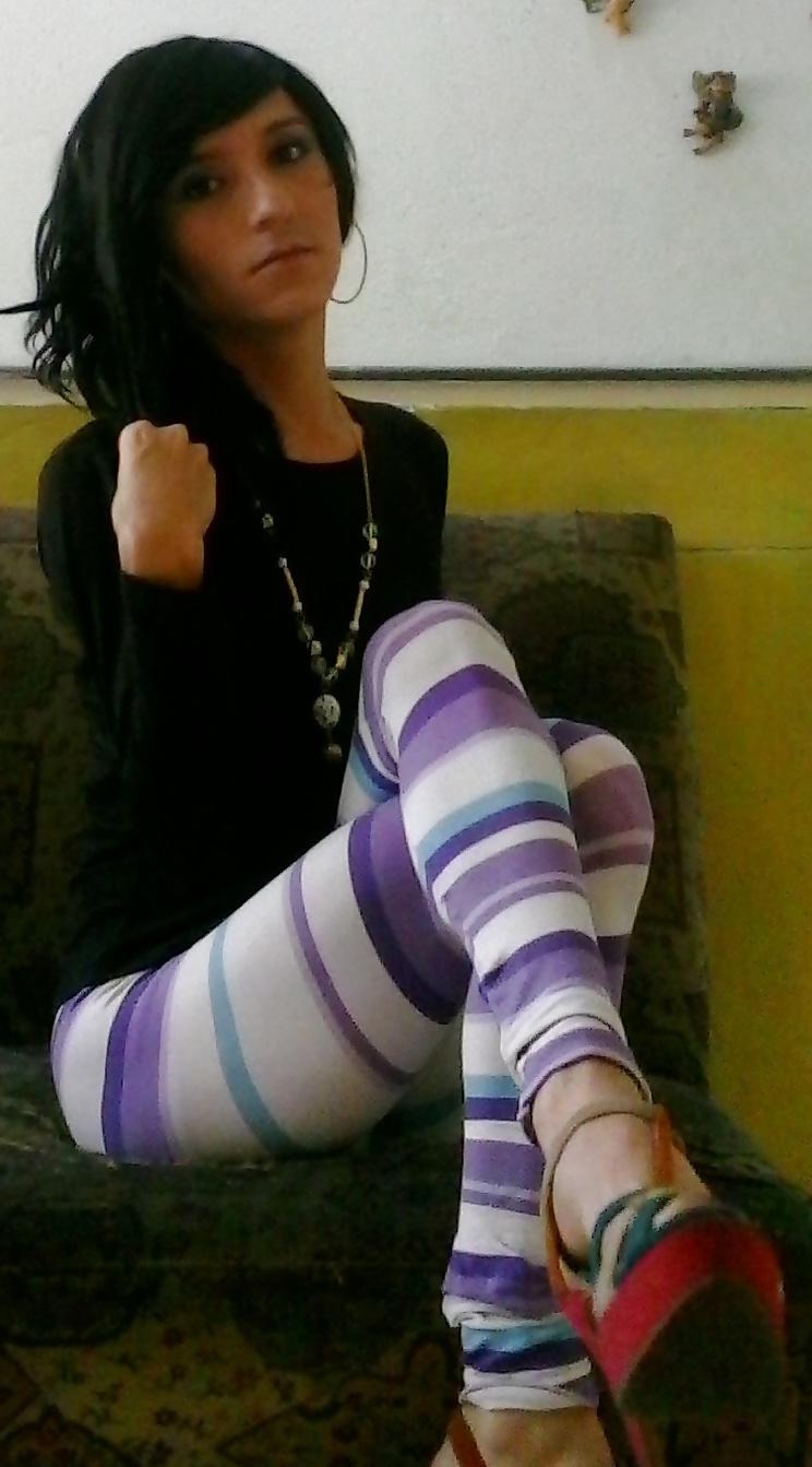 22P Crossdressing again Vestida de nena otra vez