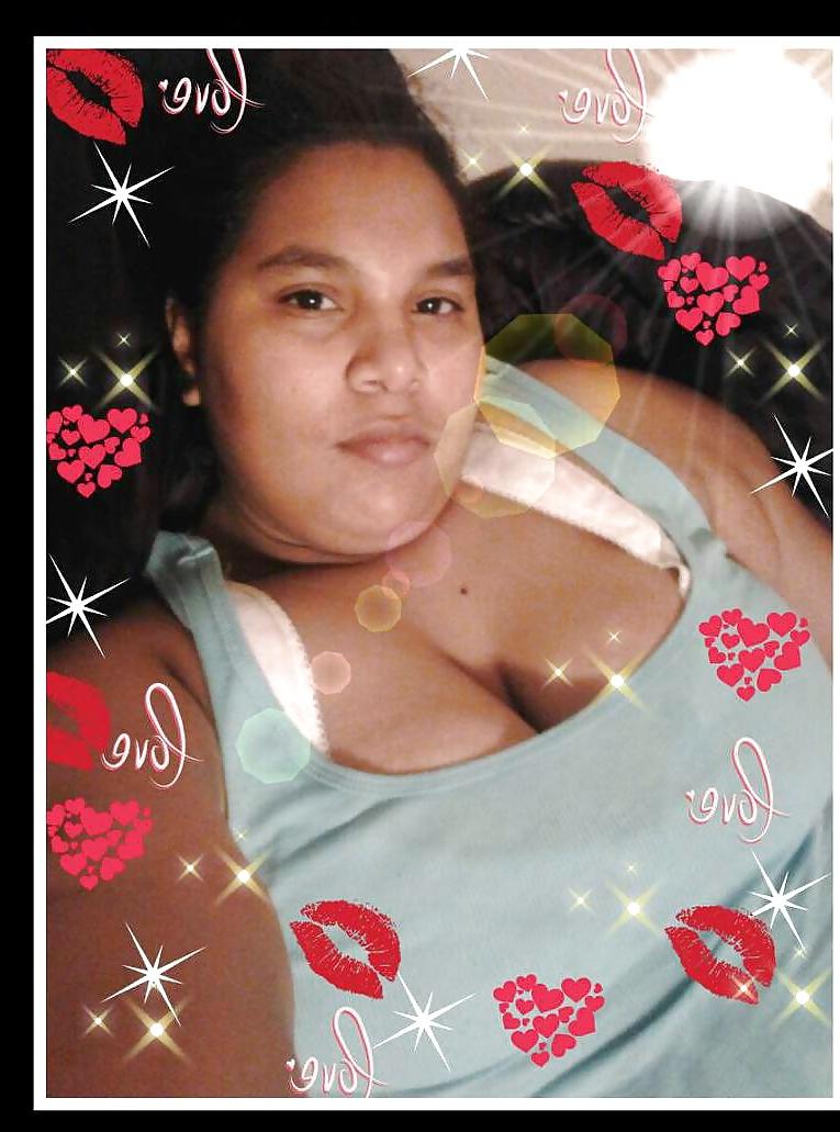 13P Latina con tetas grandes big boobs Latina