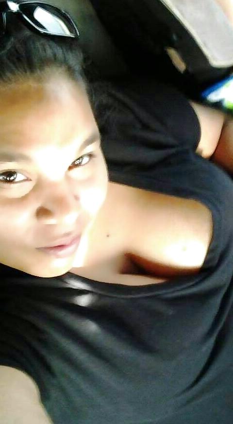 13P Latina con tetas grandes big boobs Latina