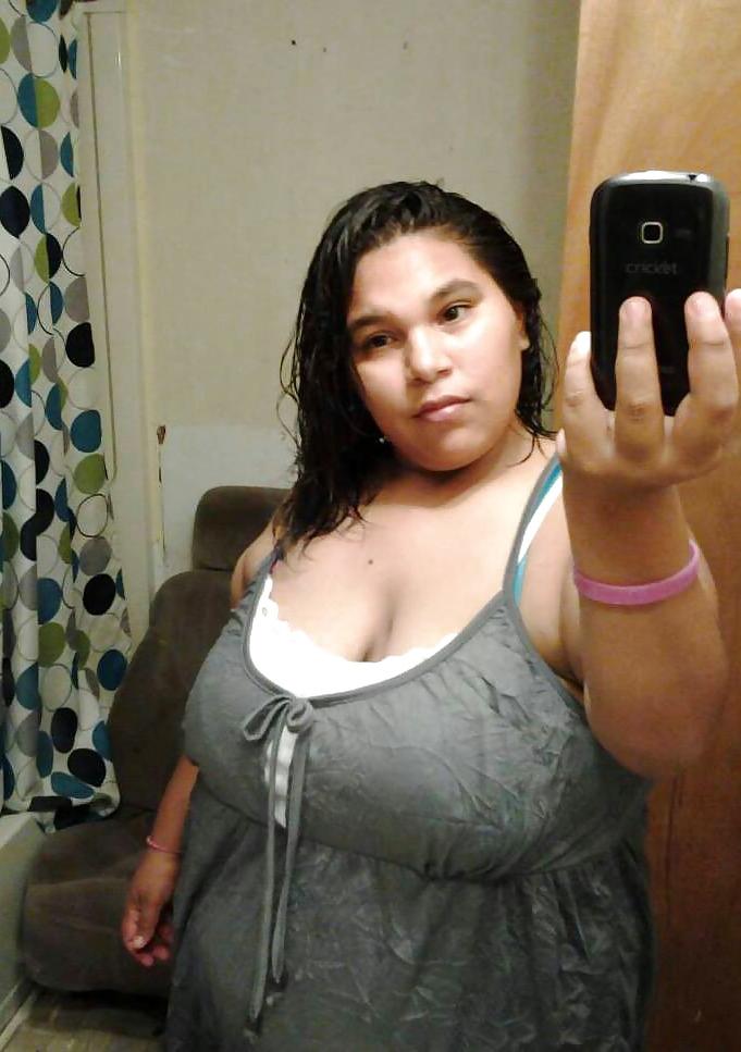 13P Latina con tetas grandes big boobs Latina