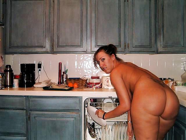 17P Super Sexy Booty Milf