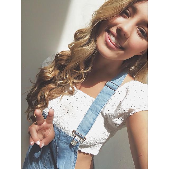 25P Lia Marie Johnson (Youtube star)