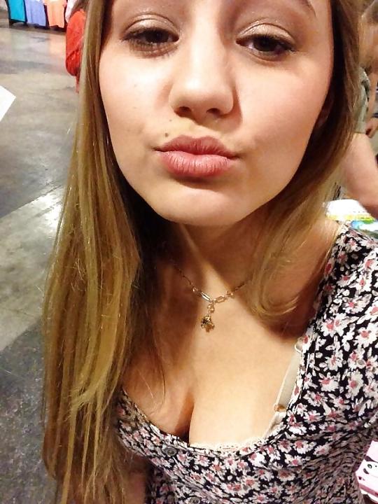 25P Lia Marie Johnson (Youtube star)