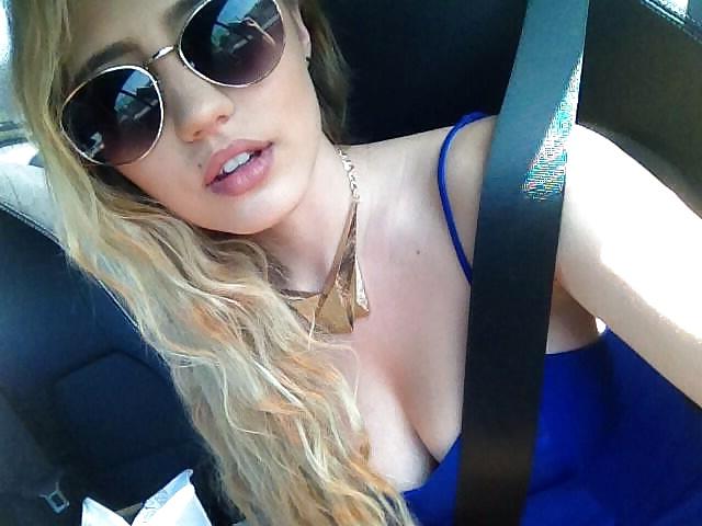 25P Lia Marie Johnson (Youtube star)