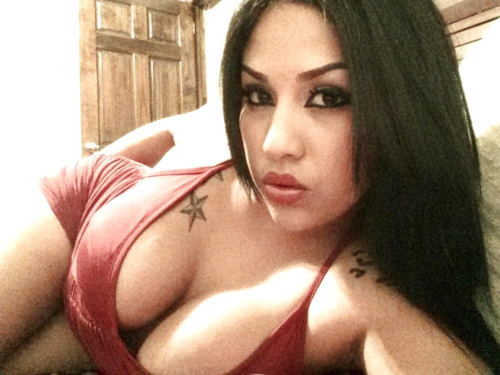 14P Hot Cynthia BIG BOOBS no nude 