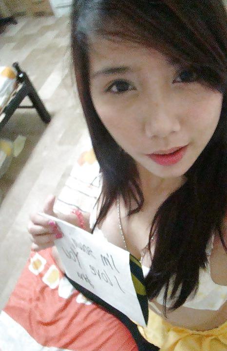 16P Pinay teen slut Margarette ready for a good fuck