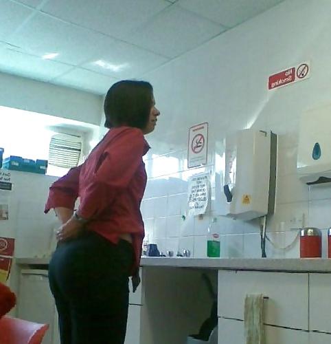 7P My boss got a big butt