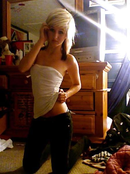 16P Emo Teen I