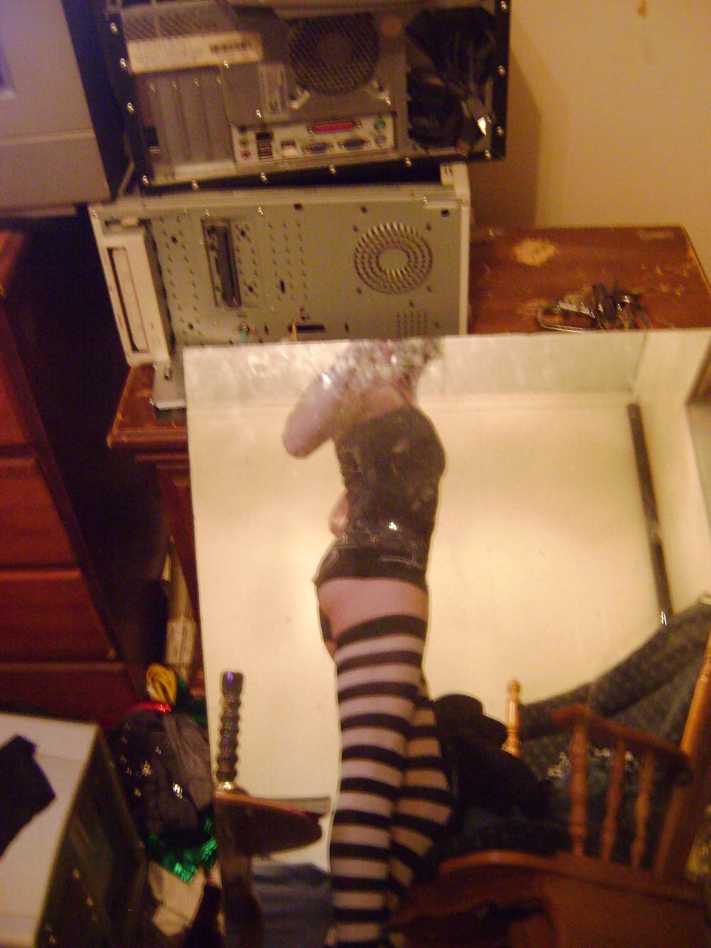 25P Having fun crossdressing!