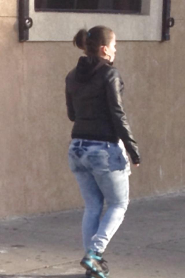 13P Street booty girls