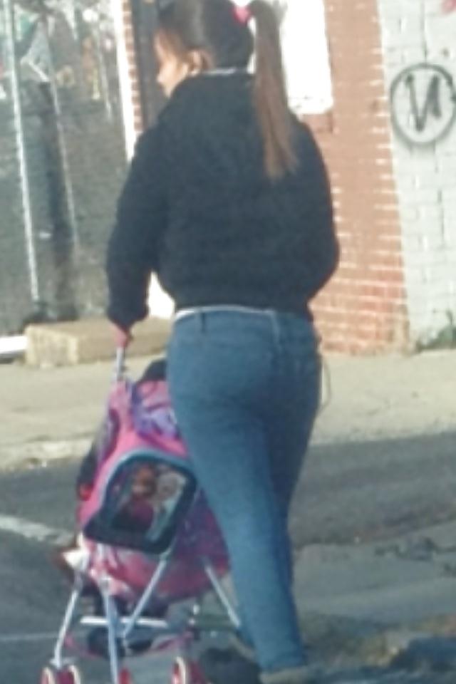 13P Street booty girls