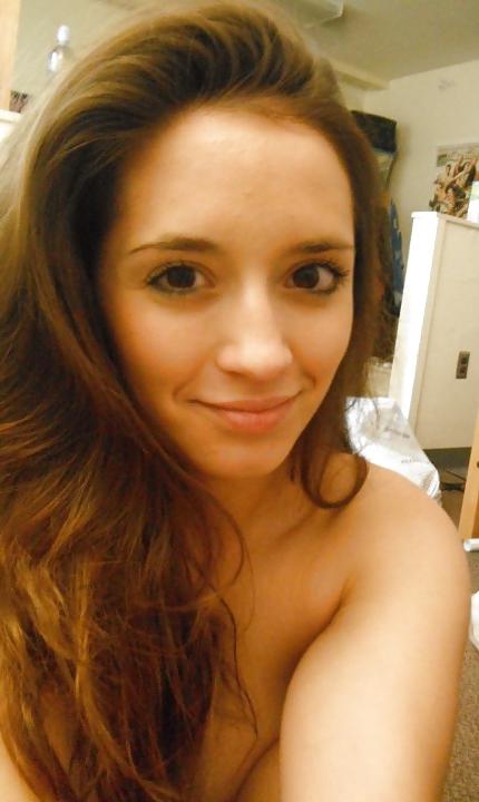 25P Hot step doughter Anastasia pics find in a camera