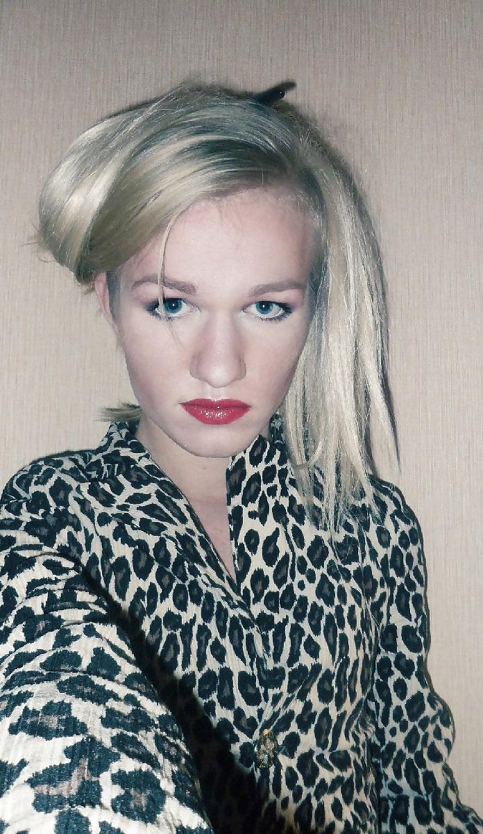 19P Vysl-713 Amateur Crossdresser-Sissy