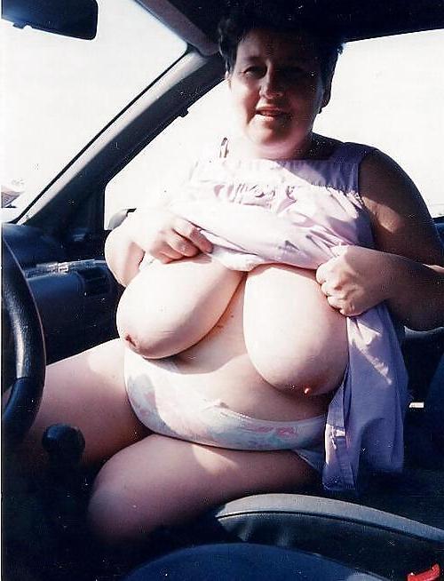 20P Big older boobs.