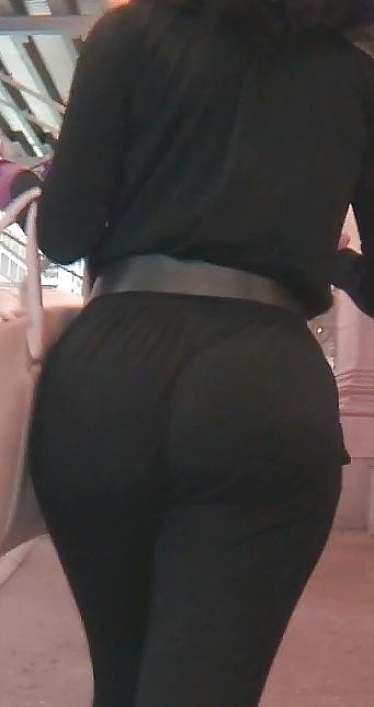 10P New PICS of Moms phatt booty in Jumpsuit