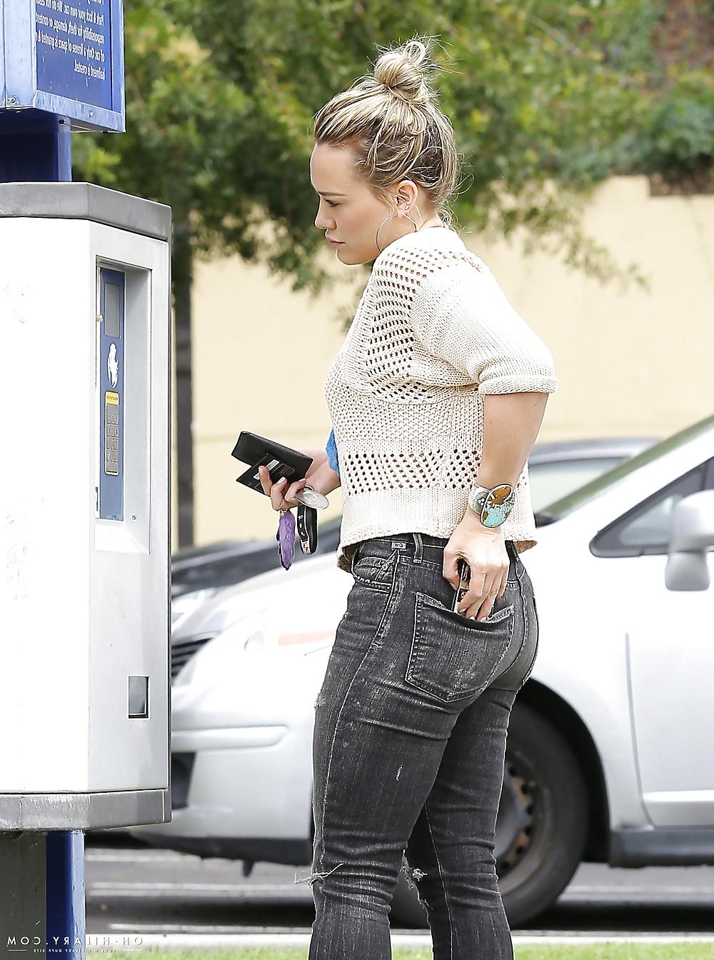 25P Hilary Duff Booty Pics all taken 2014