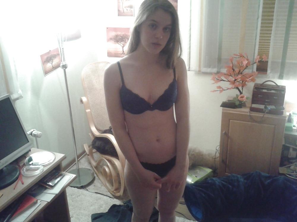 25P German girl