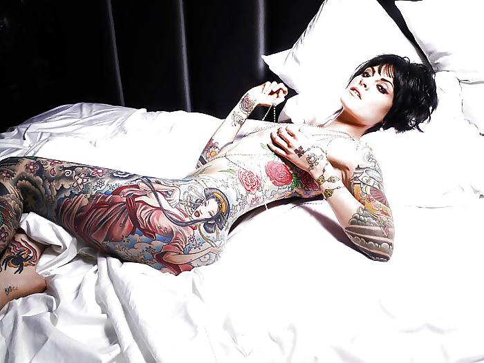 25P Erotic tatoo's 14 - kcxxx