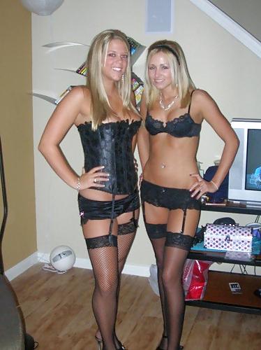 20P Amateurs in black stockings