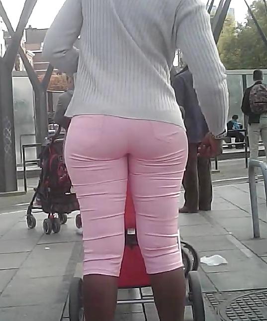 15P Black Booty in Pink