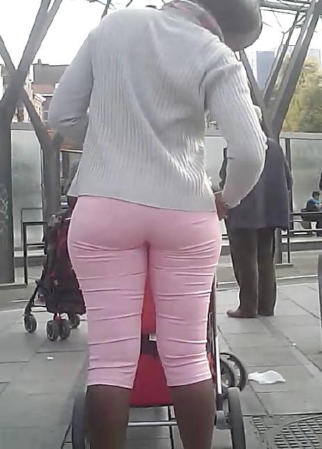 15P Black Booty in Pink