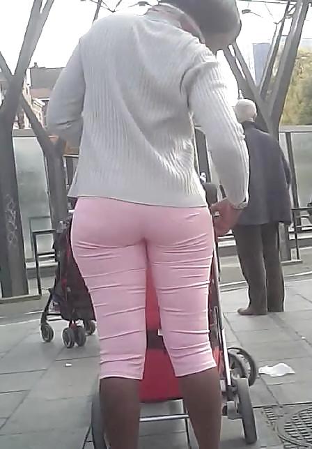 15P Black Booty in Pink