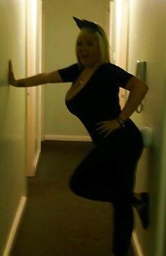 25P English Girl With Massive Breasts