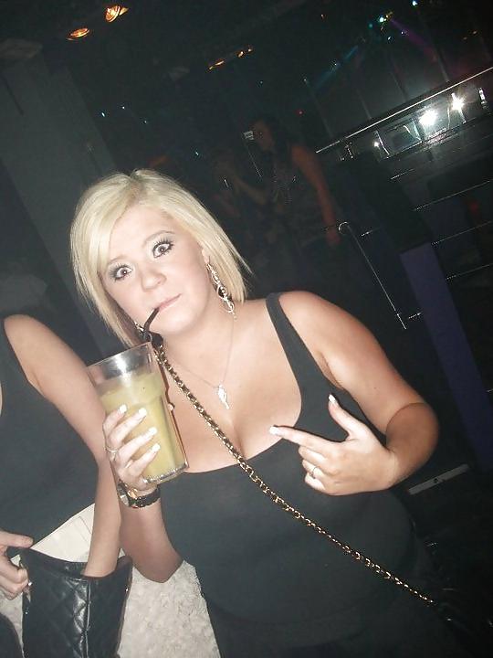 25P English Girl With Massive Breasts