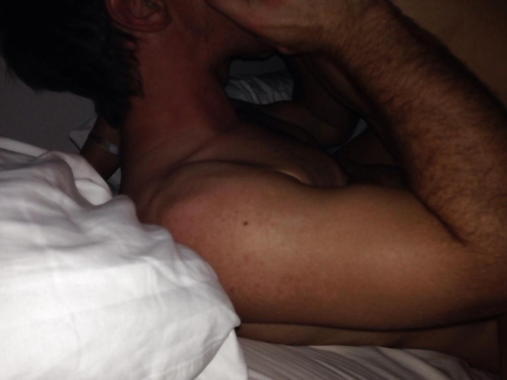 6P Wife fucks stranger during her vacation
