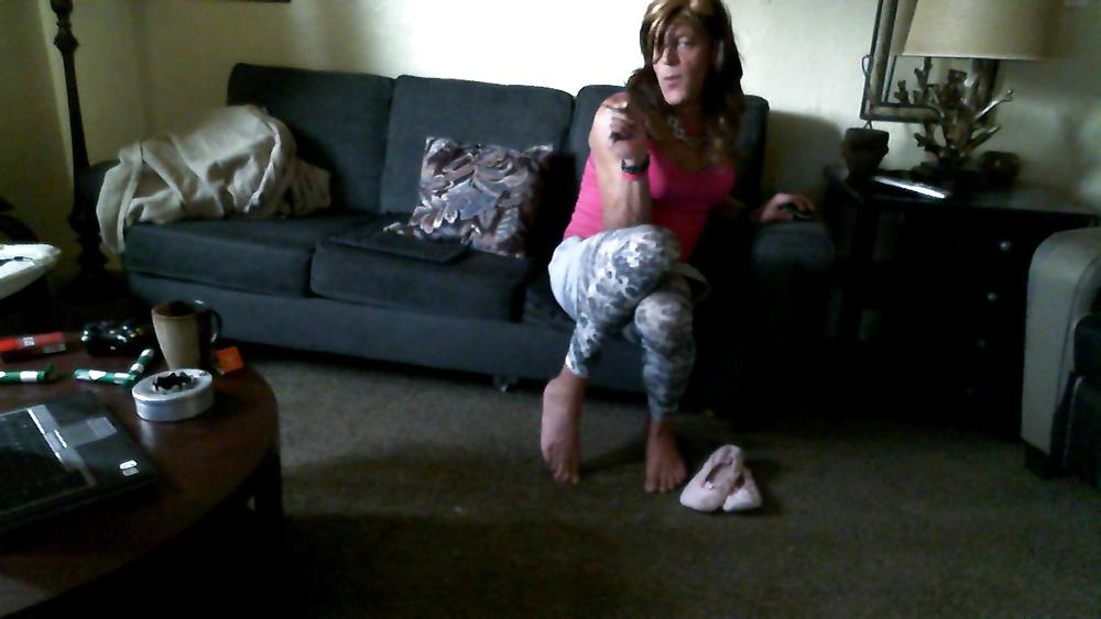 25P Smoking sissy slut crossdresser Lisa Love