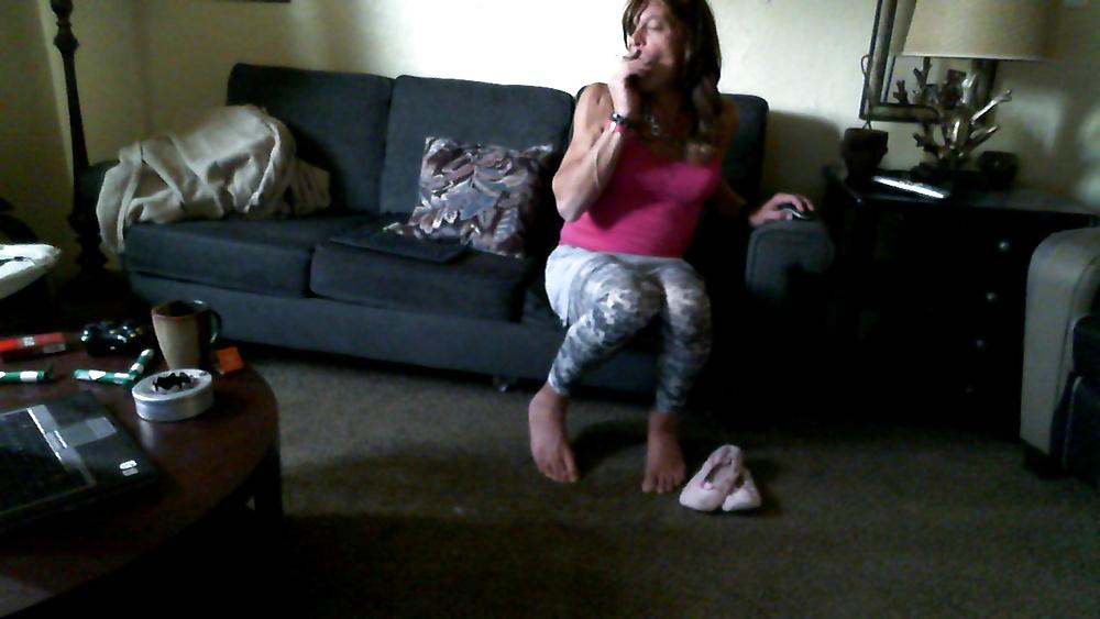 25P Smoking sissy slut crossdresser Lisa Love