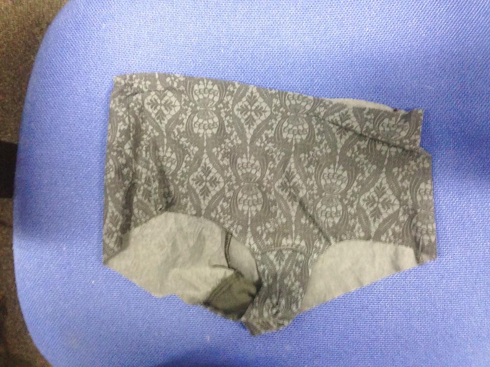 6P My boss's panties