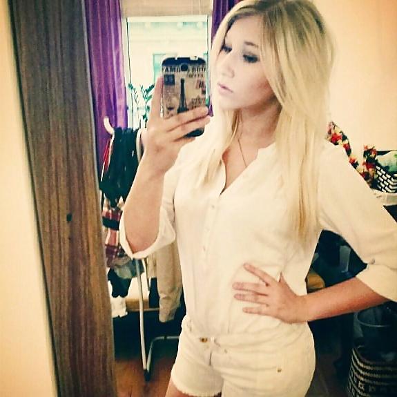 25P German Teen Girls