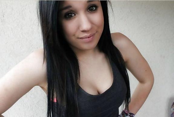 25P German Teen Girls