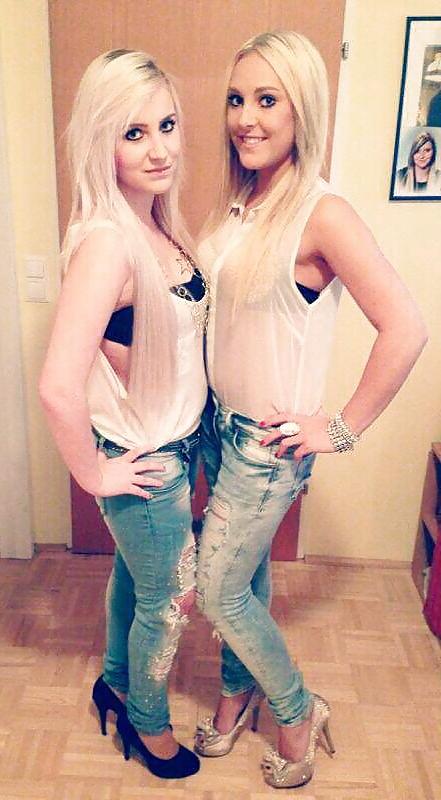 25P German Teen Girls