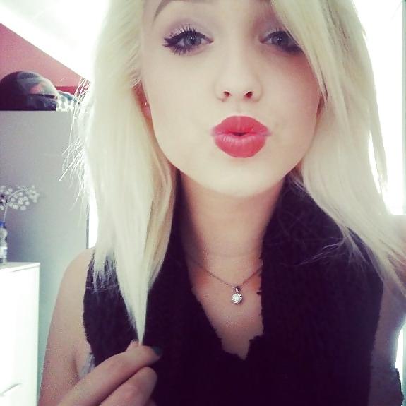 25P German Teen Girls