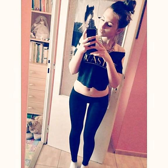 25P German Teen Girls
