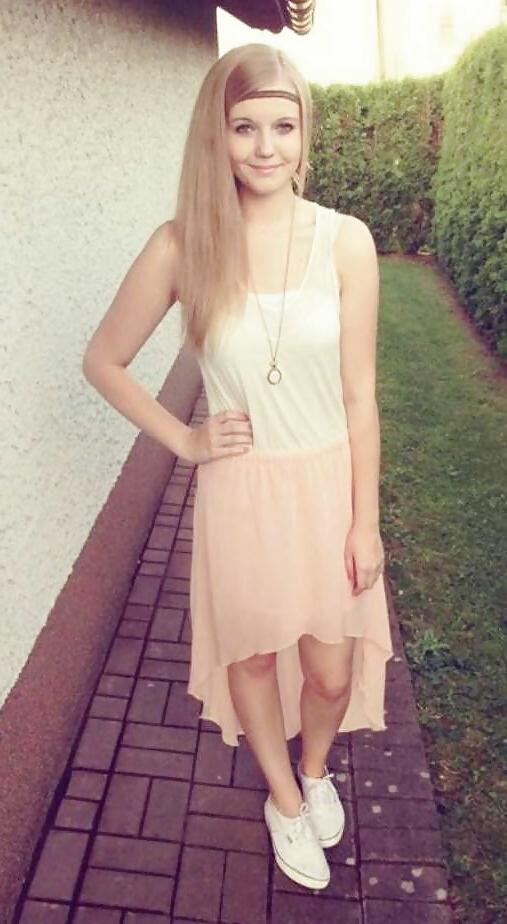 25P German Teen Girls