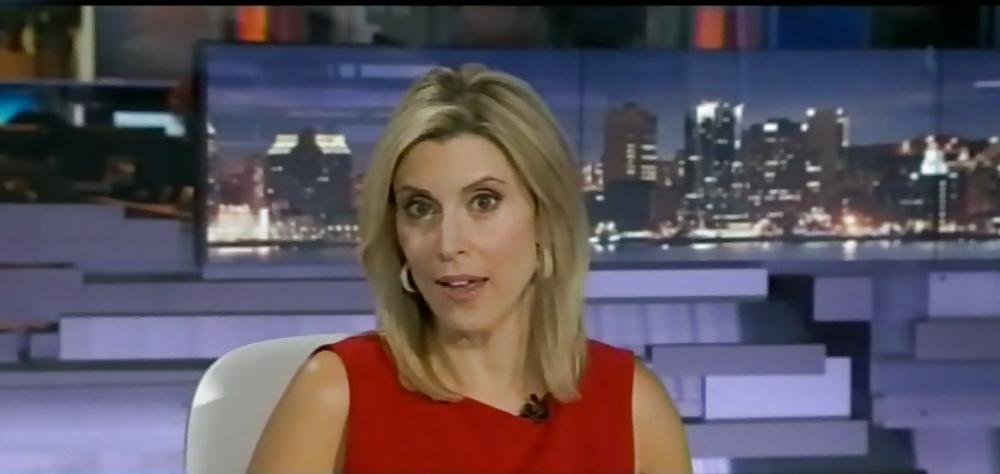 25P Marcia MacMillan - news hottie