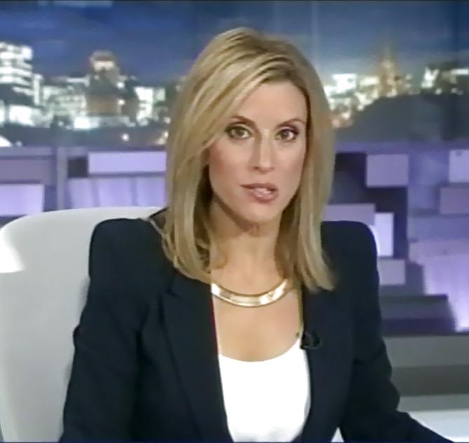 25P Marcia MacMillan - news hottie