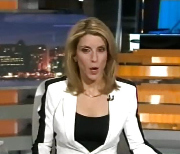 25P Marcia MacMillan - news hottie