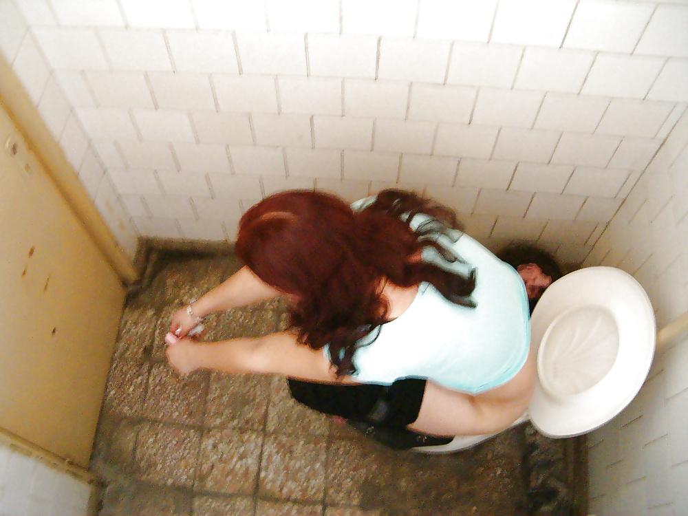 8P Spy toilet big asses