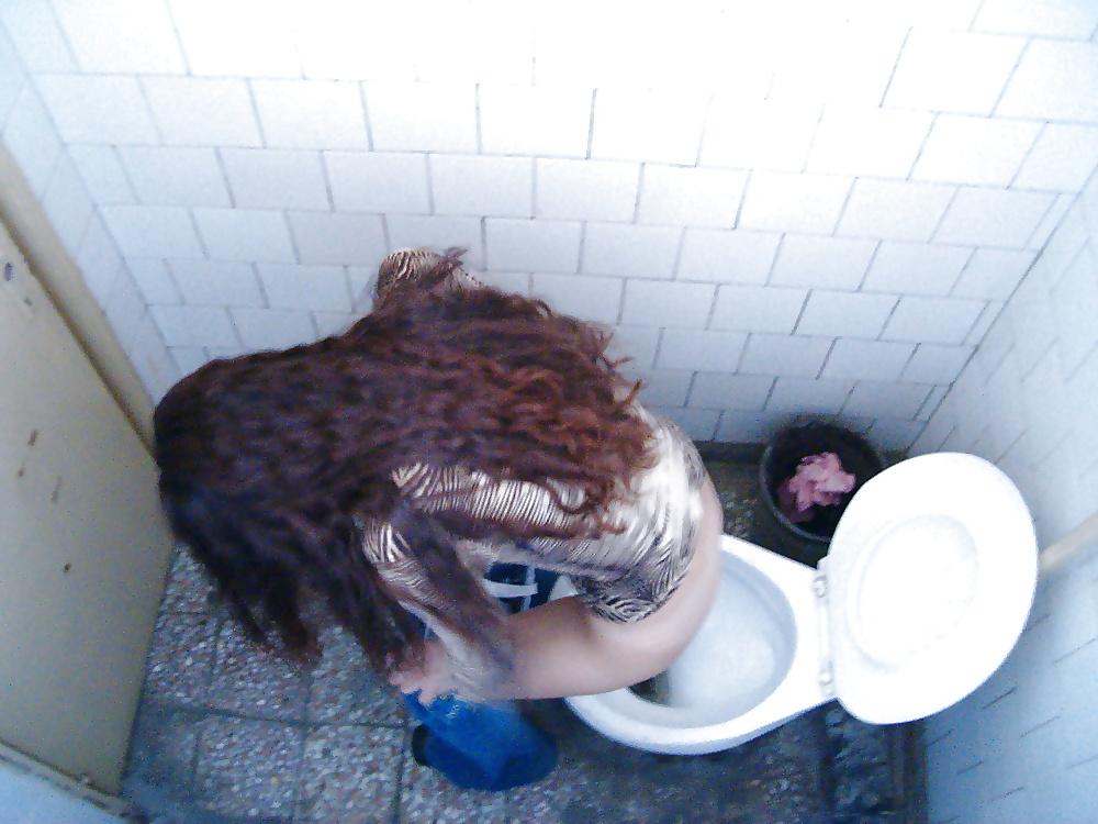 8P Spy toilet big asses