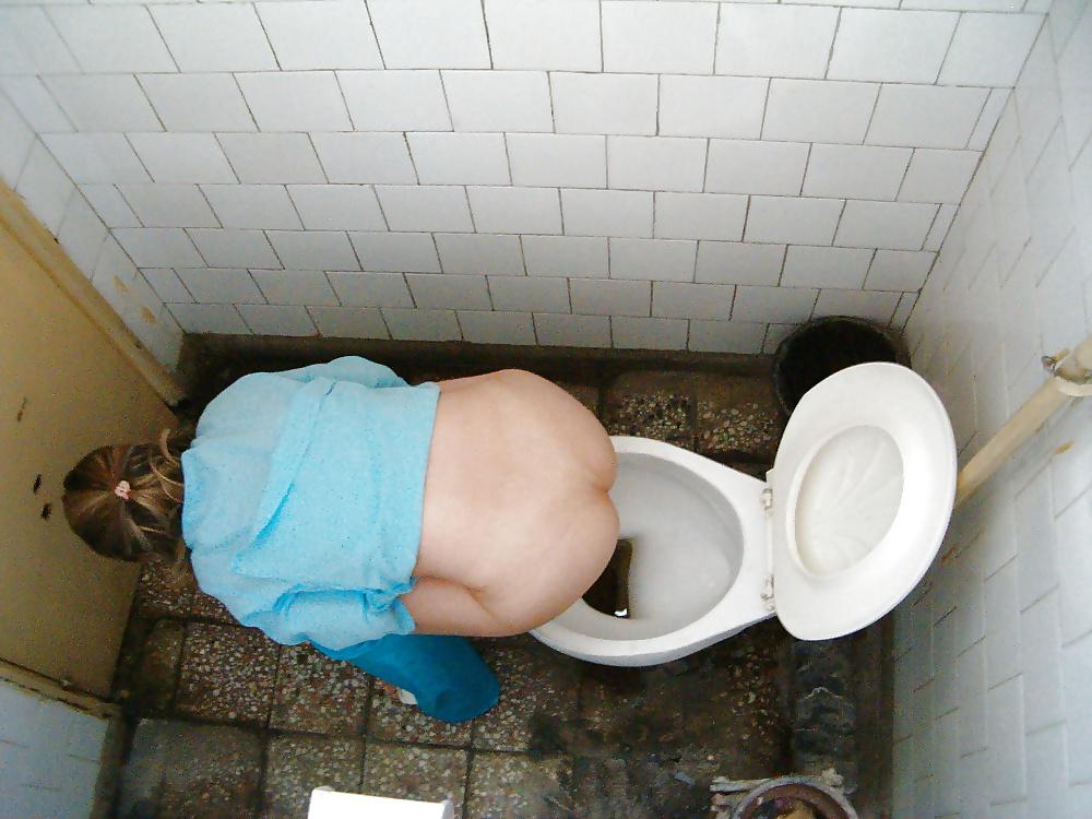 8P Spy toilet big asses