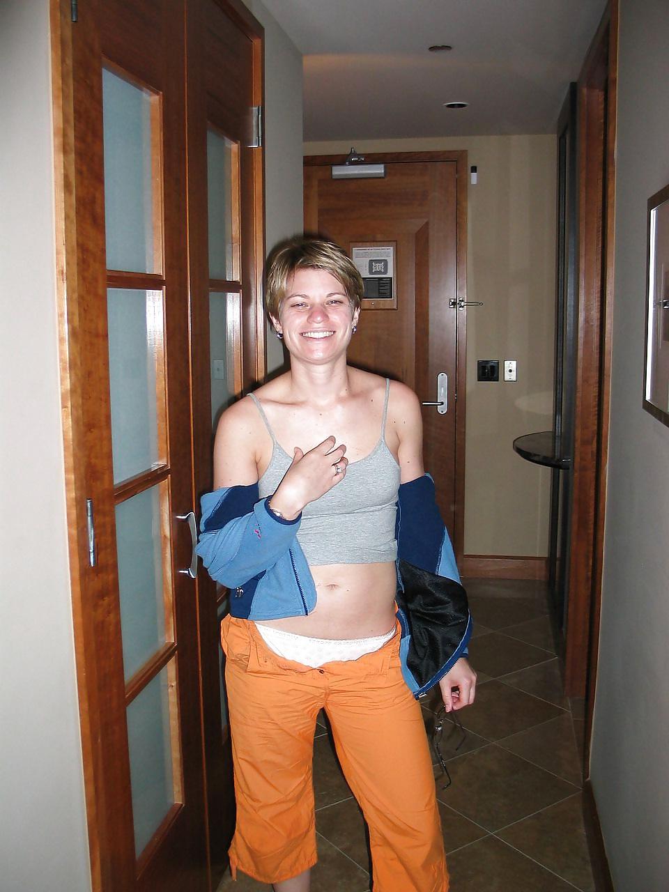 19P Wife on vacation