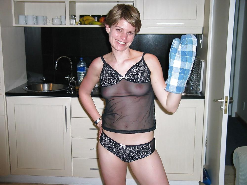 19P Wife on vacation